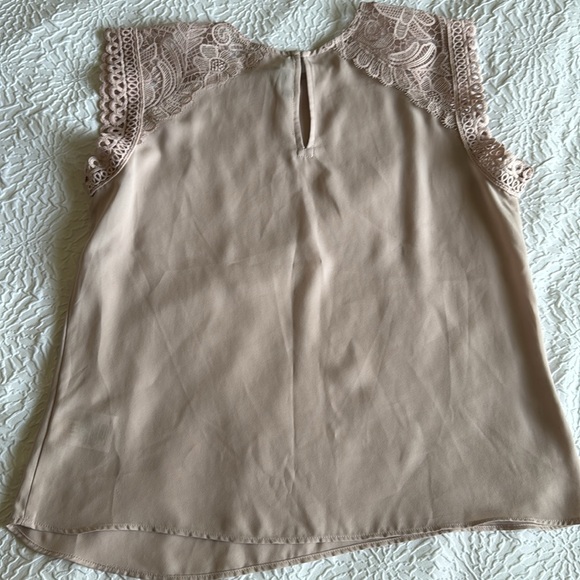 Express Top - Picture 4 of 4